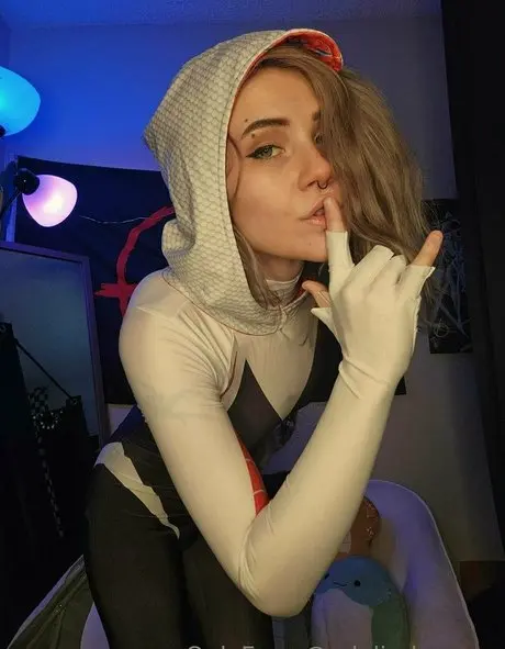 Adalindgrayfree