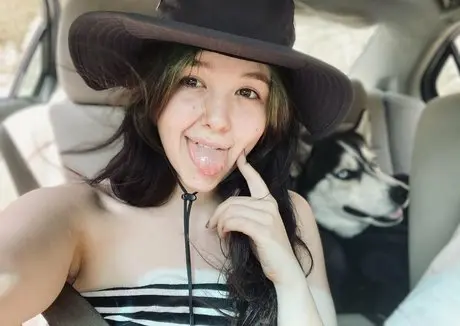 Aleenaaxel