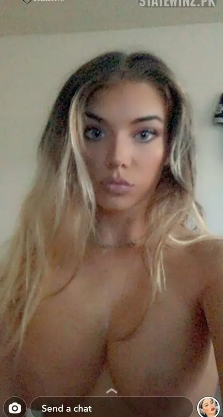 Alexa Smicker