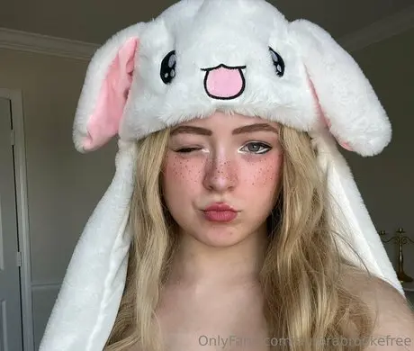 Aurorabrookefree