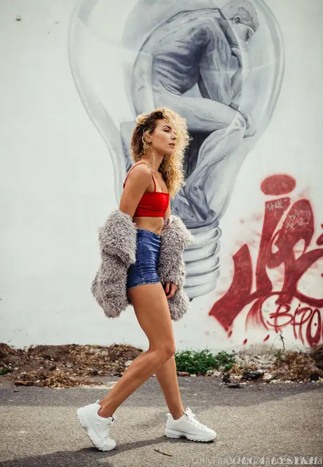 Dancewithana