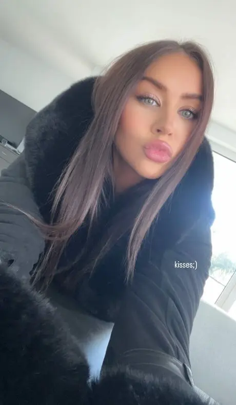 Emilycumsof