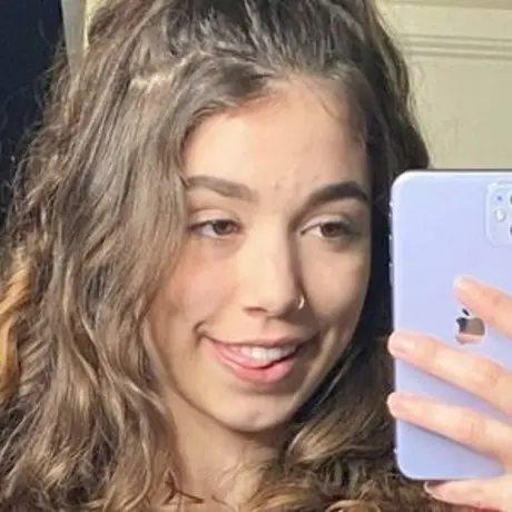 Lizzychokes