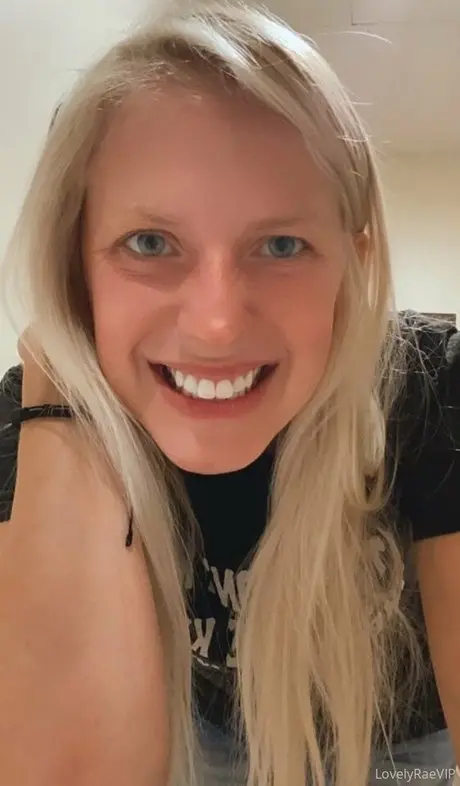 Lovely Rae