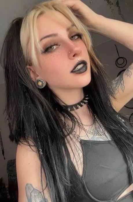 Mia Rose