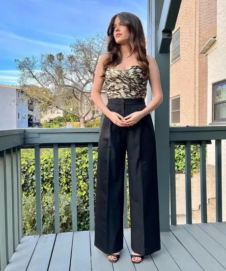 Molly Gordon