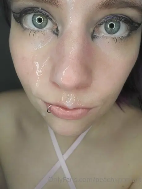 Peachxpoptart