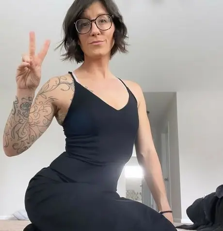 Themrsnextdoor20