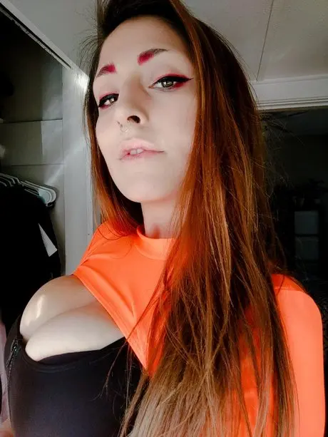 Tillyxluna
