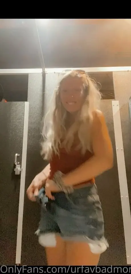 Urfavbadmom20
