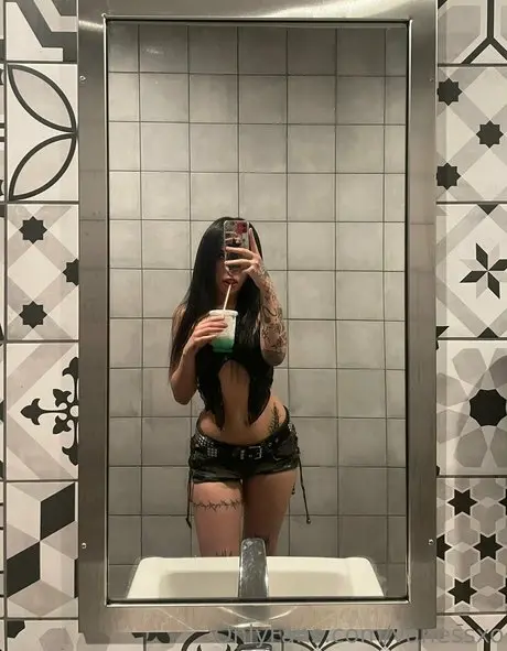 Vanessxo