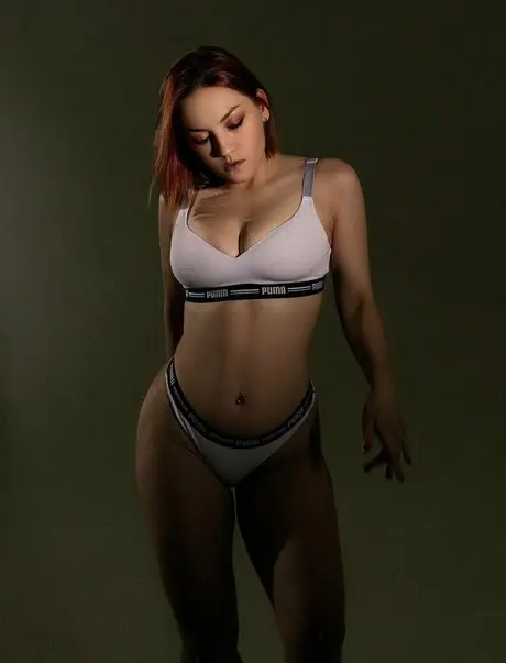 Zoe Volf